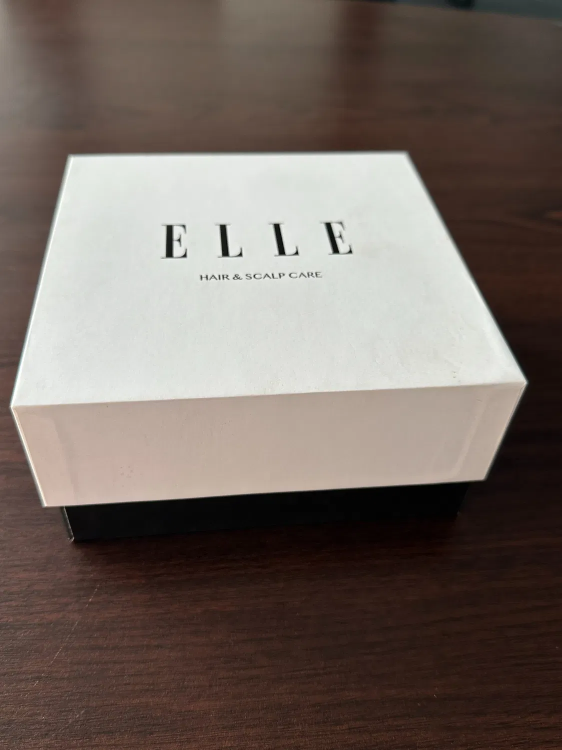 Foldable Cardboard Cosmetics Makeup Jewelry Clothes Magnetic Paper Gift Packing Box for Watch Wedding Party Festival Gift Packaging with Ribbon